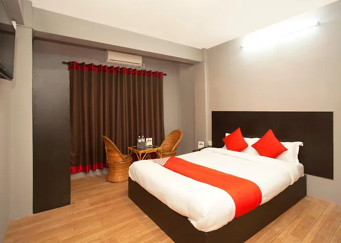 Oyo 587 Tradition Hotel 3*