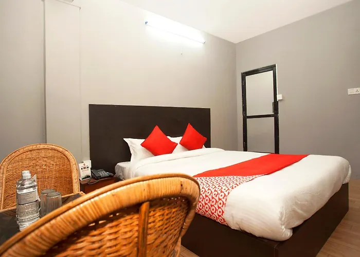Oyo 587 Tradition Hotel 3*