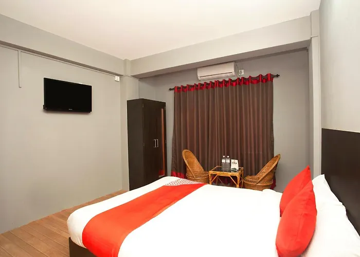 Hotel Oyo 587 Tradition 3*